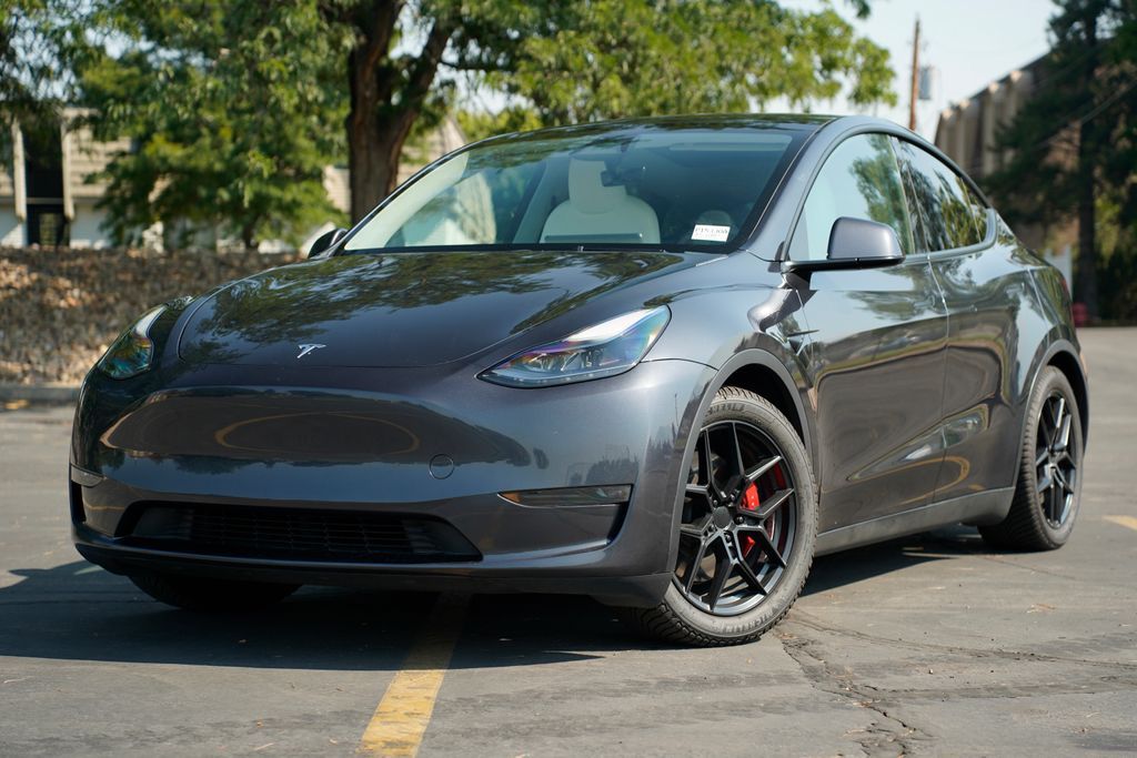 2024 Tesla Model Y Performance