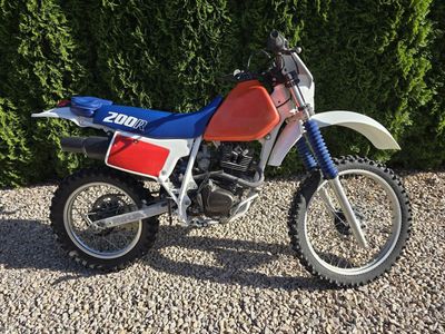 1986 XR200