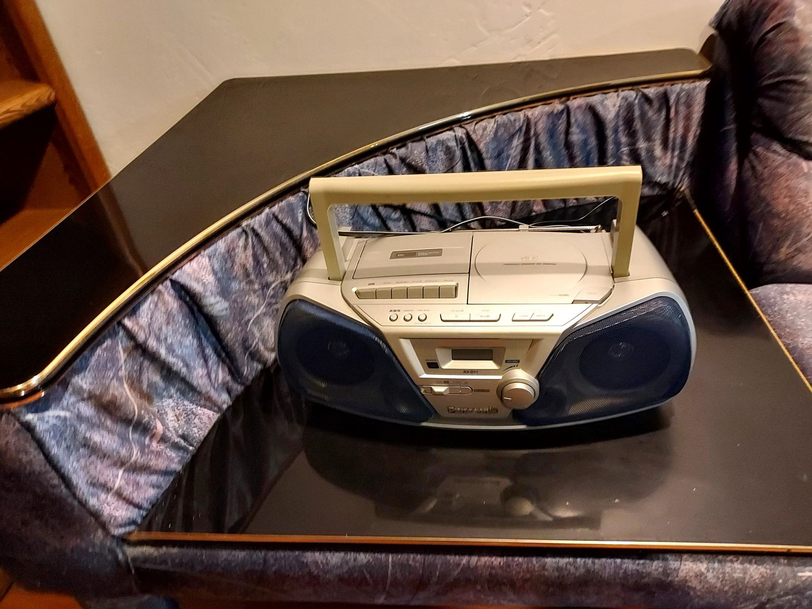 Panasonic RX-D11 Portable CD Cassette Player AM/FM Radio Boombox