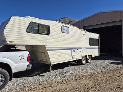 91 Alpine 5th Wheel