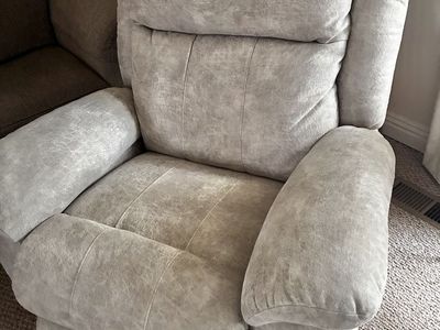 Newer Lazy Boy Recliner
