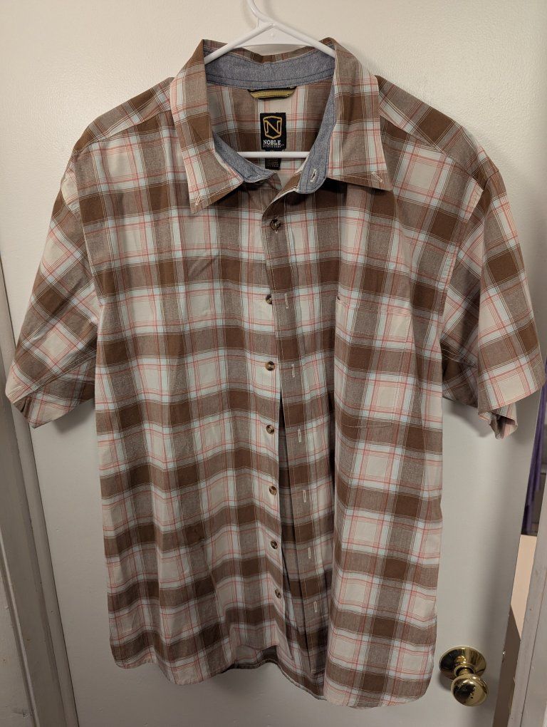 Noble Outfitters Button Down Short Sleeve Shirt