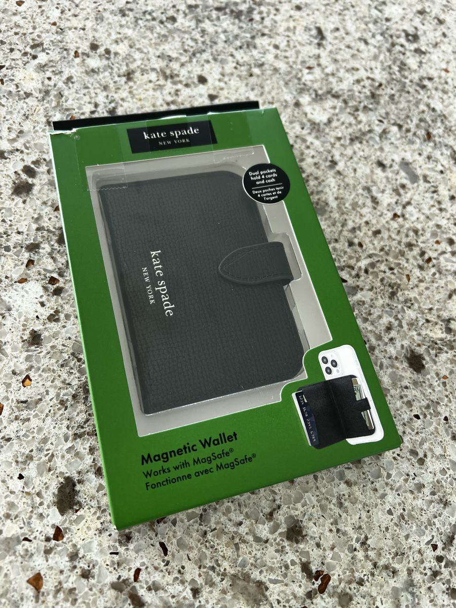 Kate Spade magnet wallet