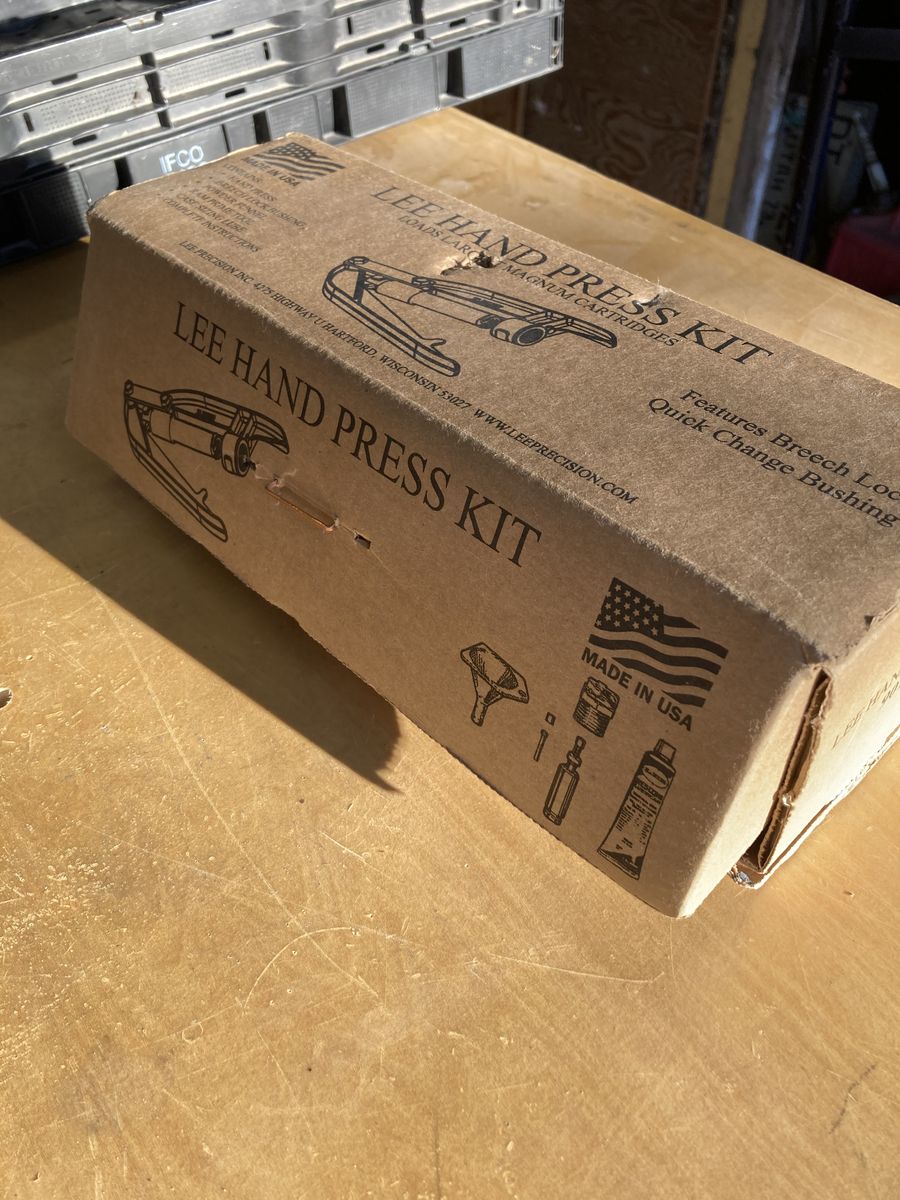 Lee hand press kit.
