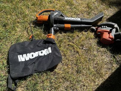 WORX WG505 12 Amp Electric Blower/Vac/Mulcher with Leaf Collection Bag