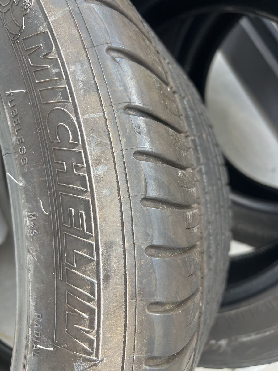 1 Michelin pilot sport A/S 3 295/40ZR21for $50