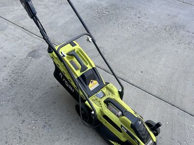 RYOBI 13 in 11 Amp Corded Electric Walk Behind Push Lawn Mower