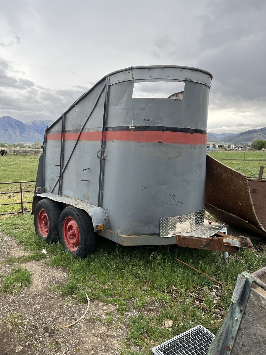 Two horse trailer