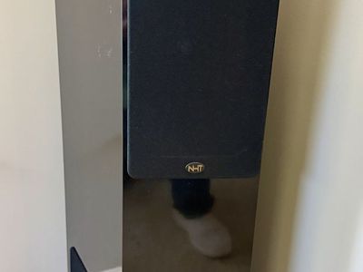 NHT 2.5i Floorstanding Tower Speaker - Piano Black Gloss Finish