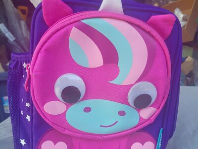 lunchbox purple with unicorn