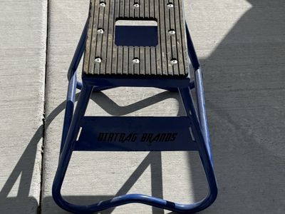 Dirtbike stand
