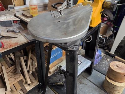 DEWALT DW788 Variable Speed 20" Scroll Saw with Stand and Bosch Blades