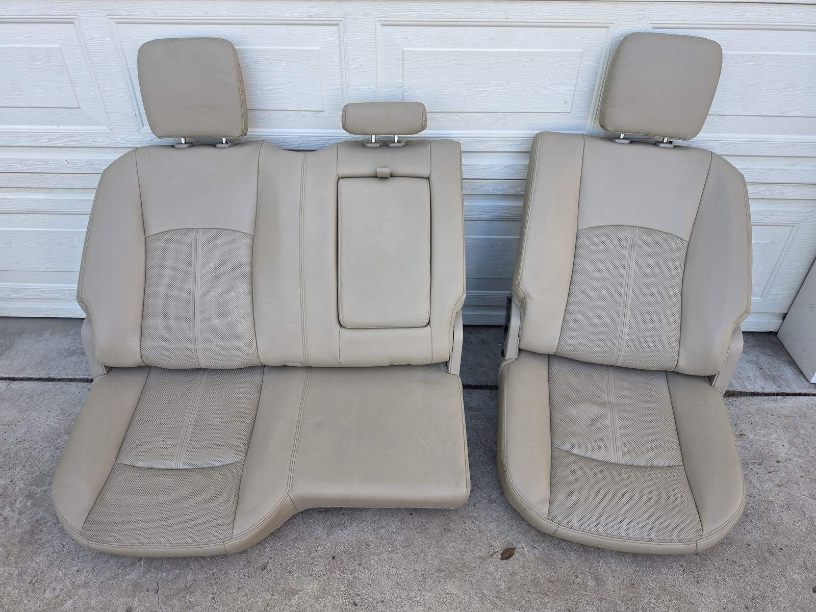 Ram rear seats