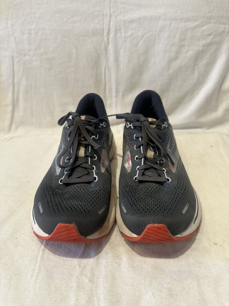 Brooks, Adrenaline 22 Men’s Size 9.5 Running Shoes