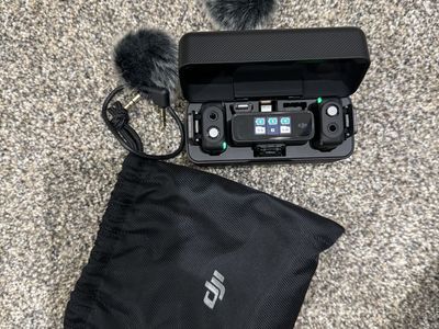 DJI Wireless Mic & Rode Microphones Bundle