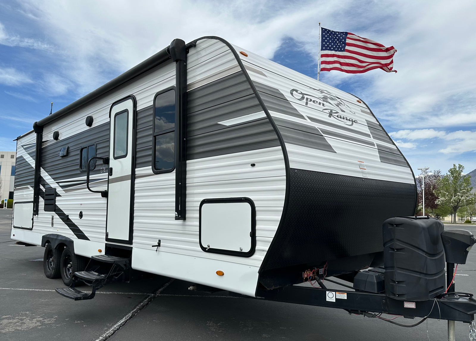 RETREAT RV RENTALS - book now for your summer plans Vacation.