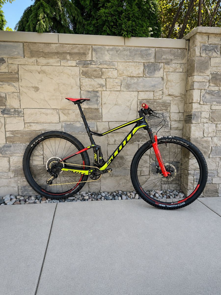 Scott Spark RC 900 Comp Mountain Bike - Full Suspension