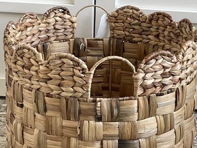 Round Water Hyacinth Large Storage Basket handles
