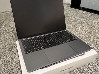 MacBook Air M2