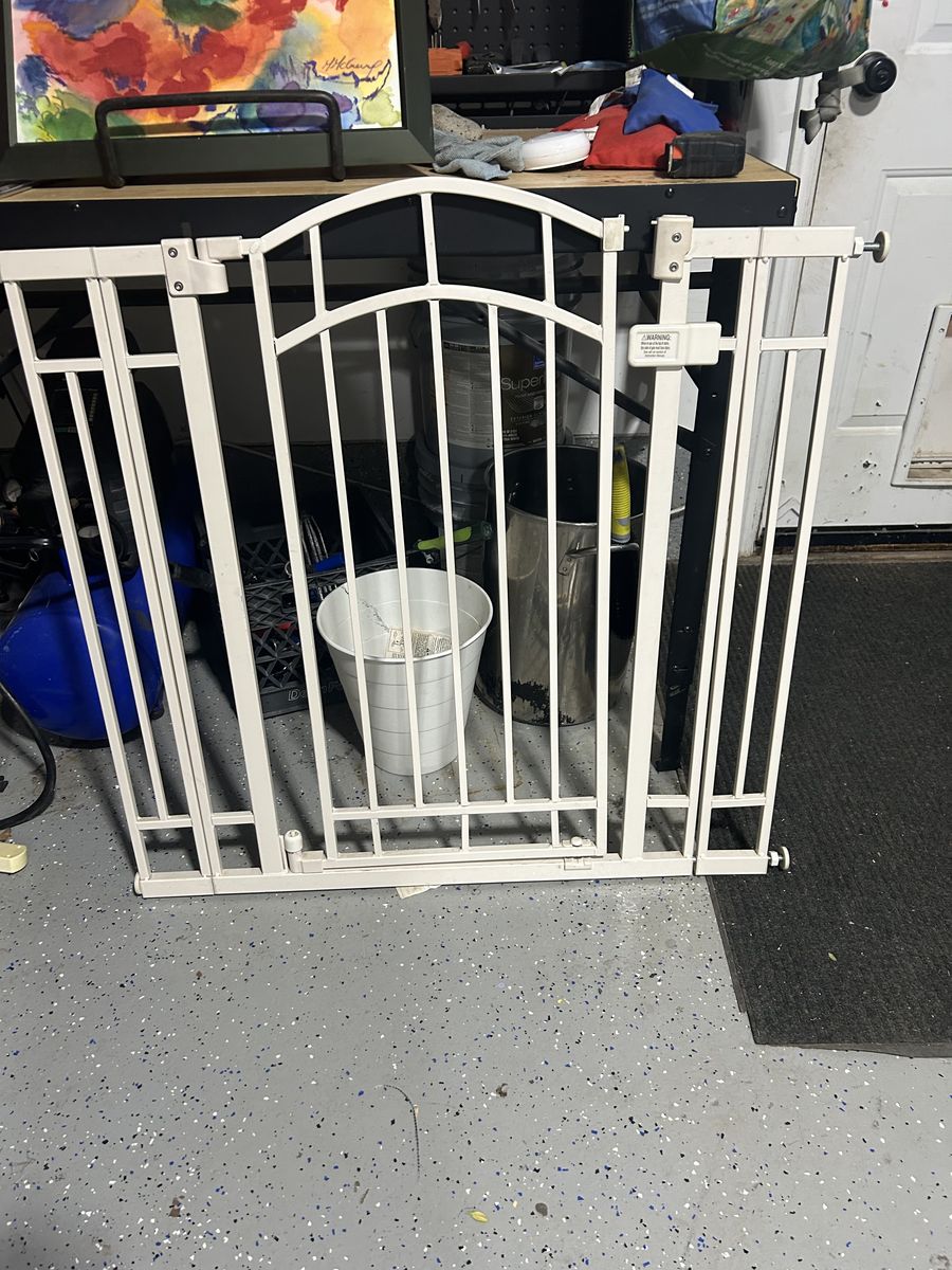 Portable Gate For Stairs / Halls