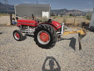 Massey Ferguson 135 gas powered tractor