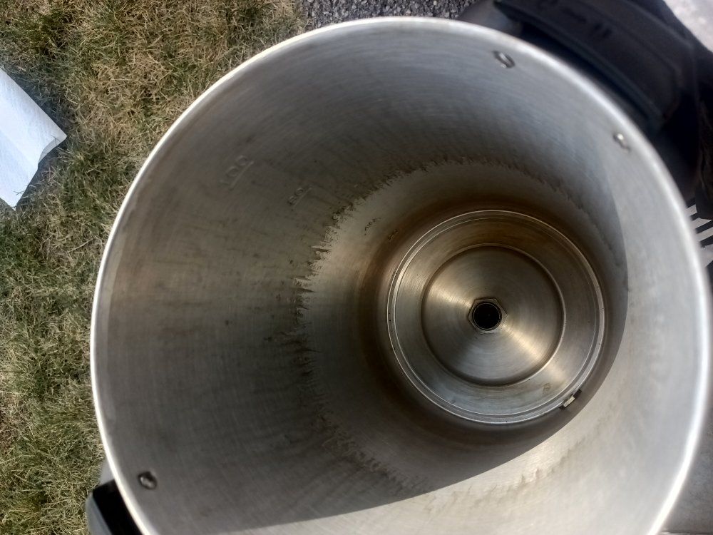 Main image 7