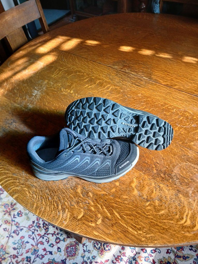 Lowa Pro Gtx Lo,Mens size 10.