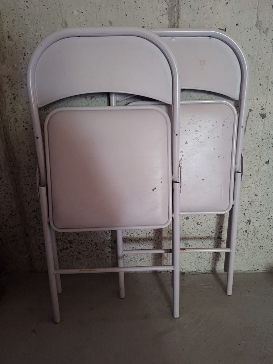 folding chairs