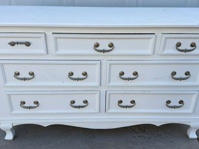 Gorgeous dresser