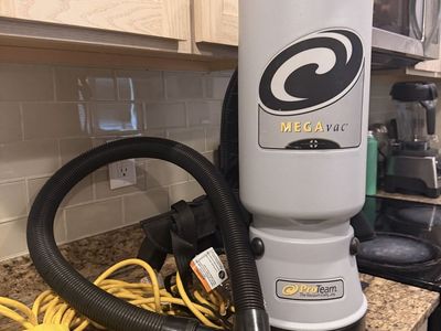ProTeam MegaVac Backpack Vacuum with Hose and Power Cord comercial grade