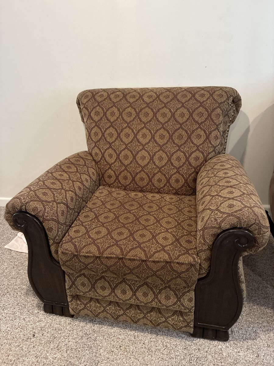 Vintage Style Ashley Recliner