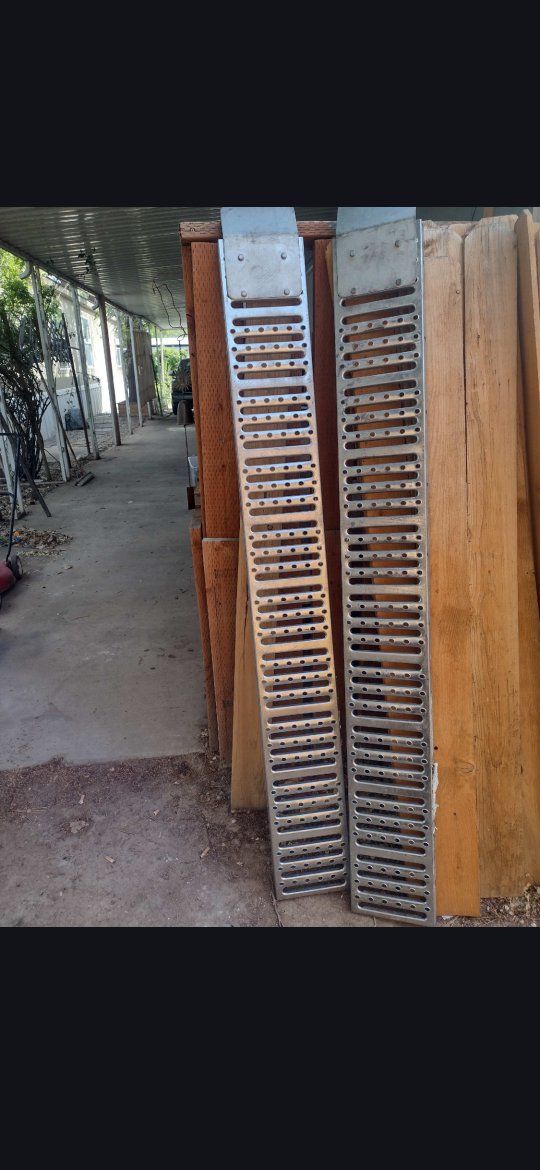 Heavy Duty Steel Loading Ramps – Pair