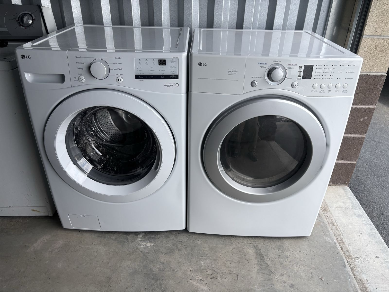 LG Washer and Dryer Stackable Free Delivery