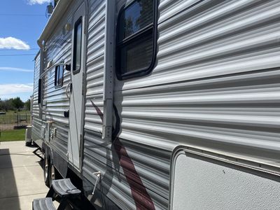 2013 Dutchmen Aspen Trails Travel Trailer