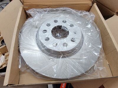 Vw / Audi Disc brake rotors and pads