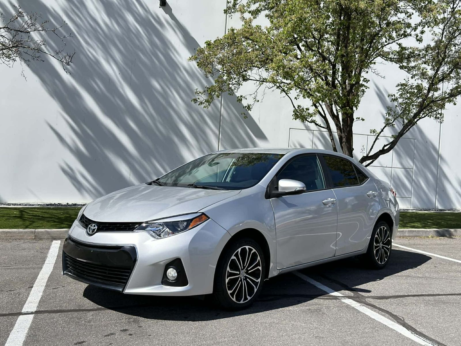 2016 TOYOTA COROLLA S