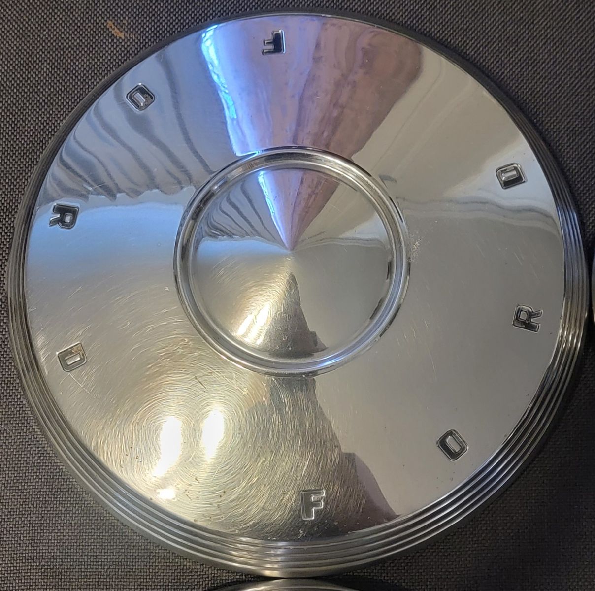 Main image 3