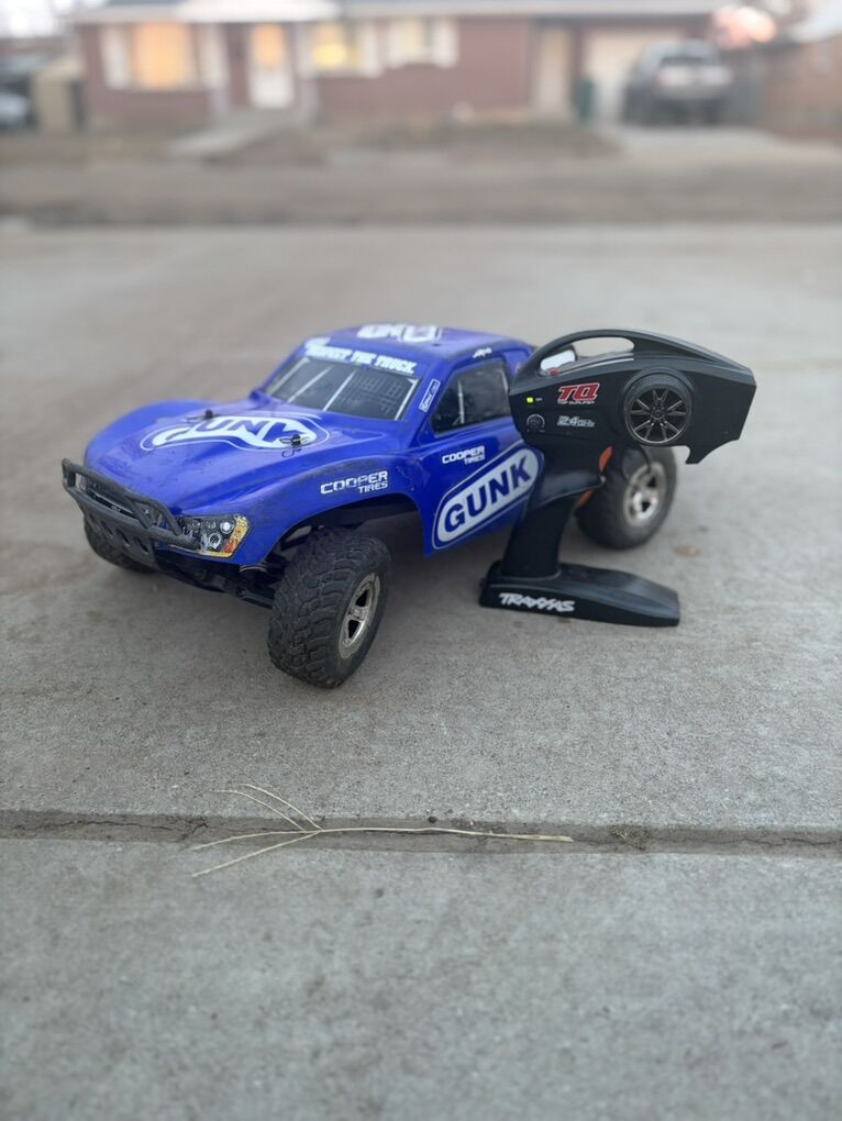 1/10 Traxxas Slash 2WD