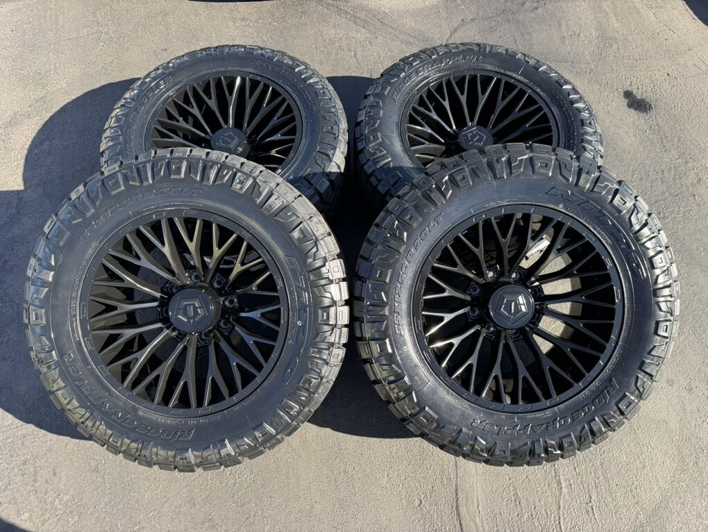 New 35x12.50r20 Nitto Ridge TIS 566B 8x170 Ford 8