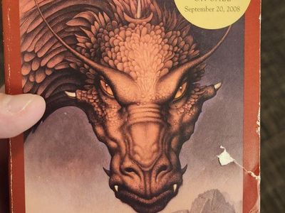 Eldest by Christopher Paolini - Paperback Novel