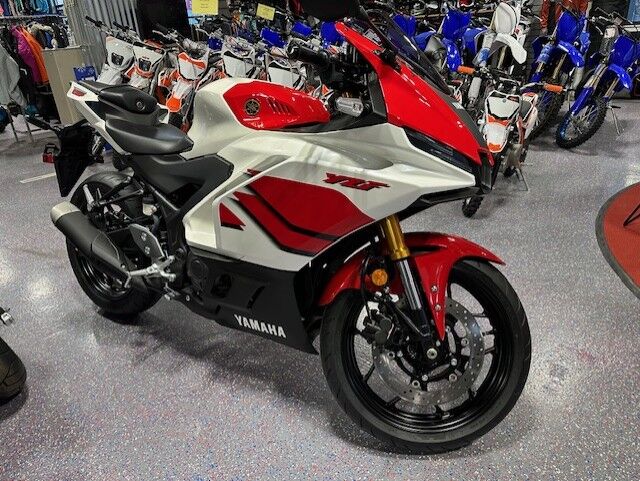 2026 Yamaha YZF-R3 ABS 70th Anniversary Edition