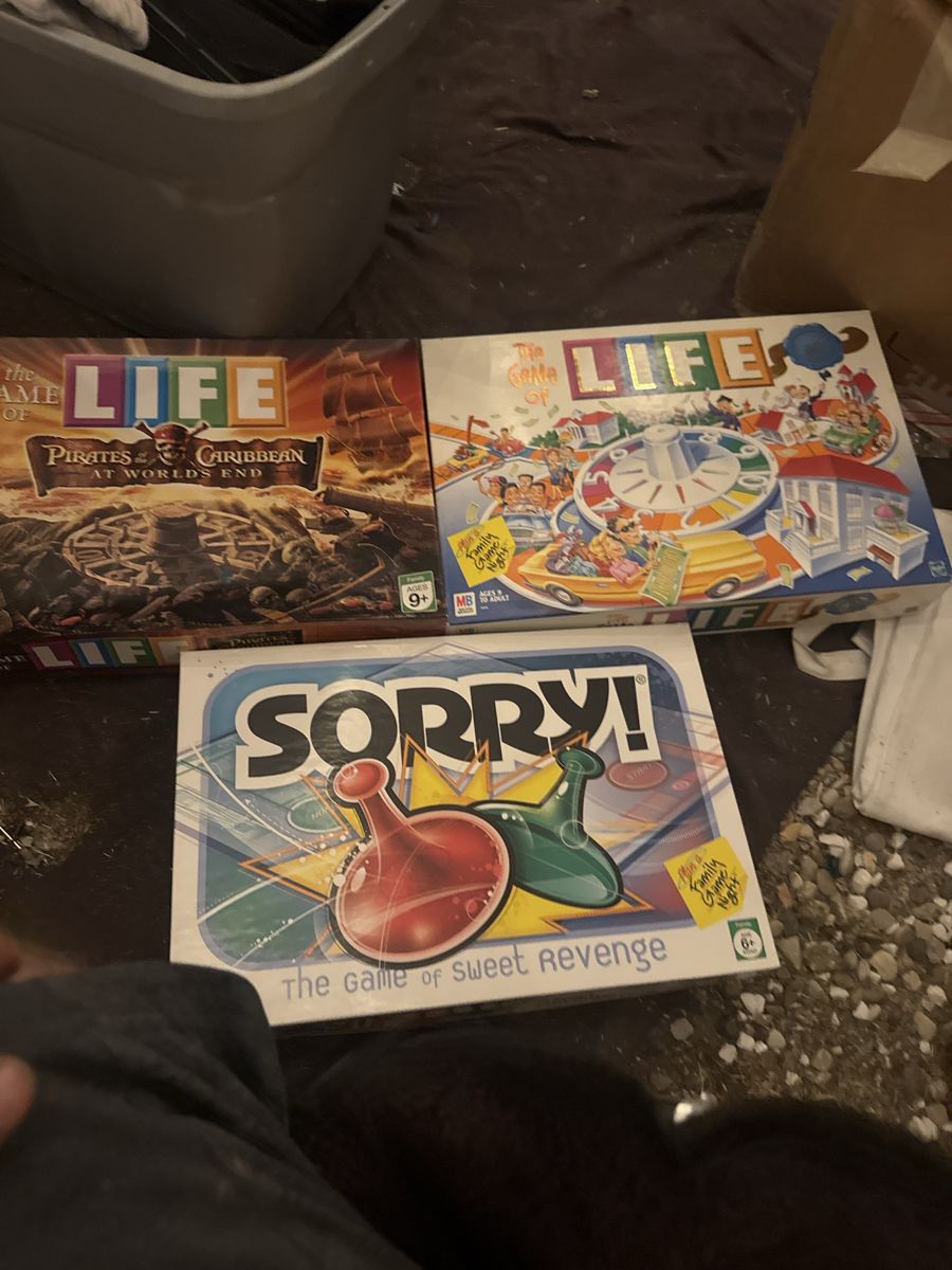 Board Game Lot of 3: The Game of Life Classic, Life Pirates of the Caribbean Edition & Sorry!