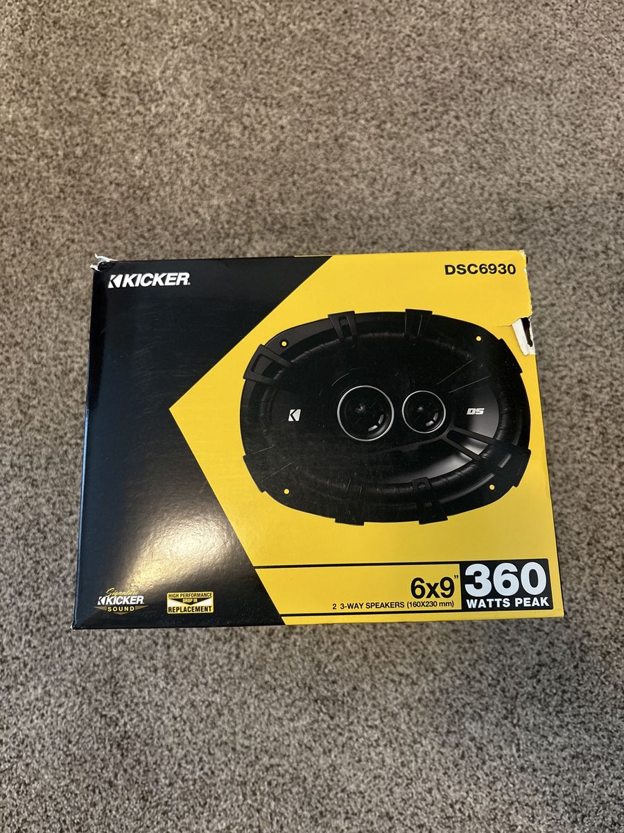 Kicker DSC6930 6x9 inch 3 way speakers