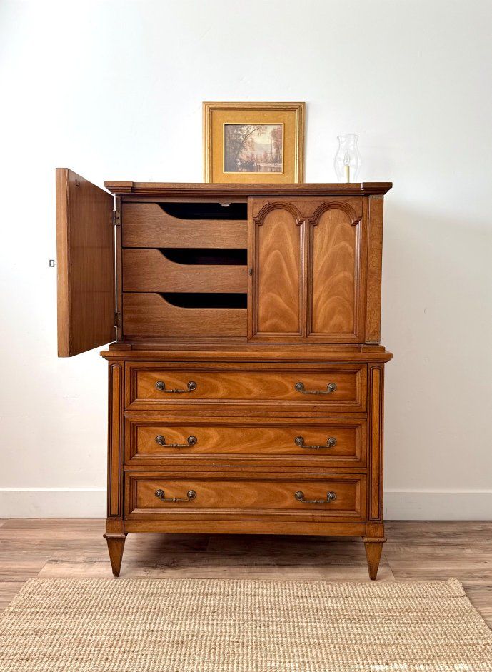 Main image 2