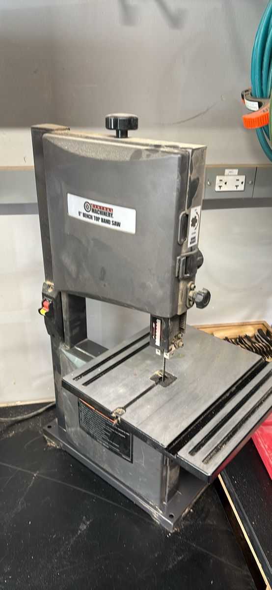 Central Machinery 9 in. Benchtop Band Saw