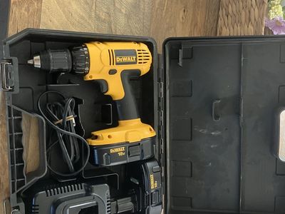 18 Volt DeWalt Cordless Drill And Spart Battery