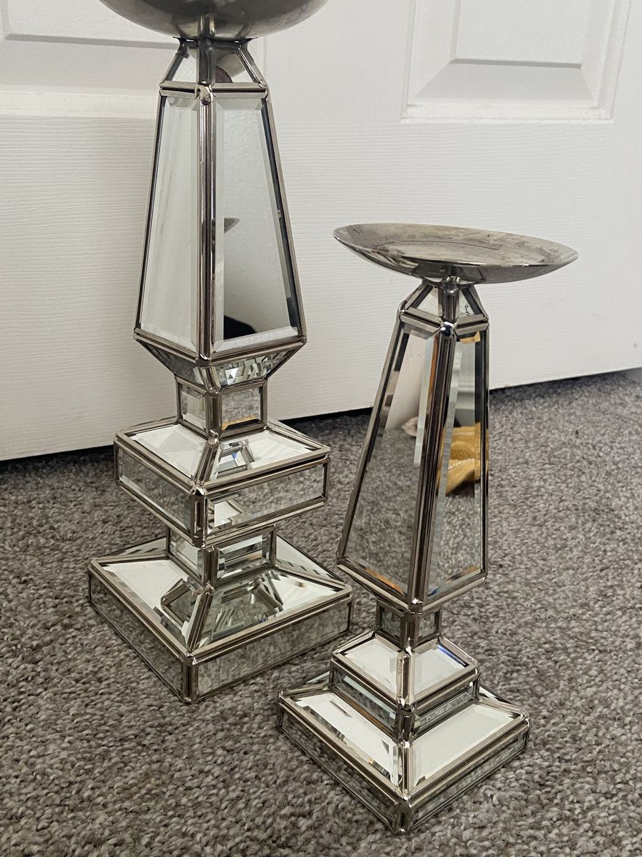 Main image 7