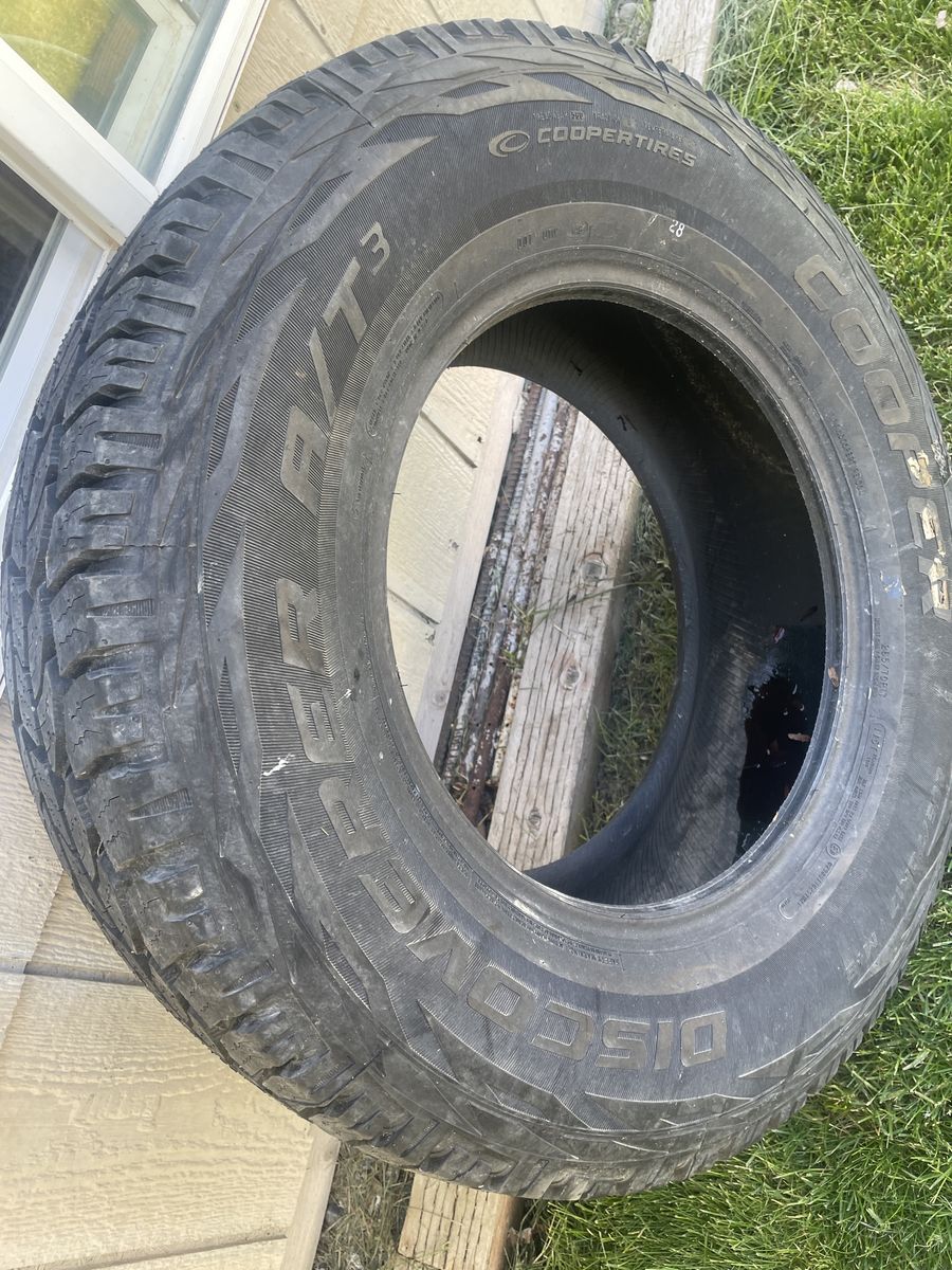 New Tire 265/70 R17