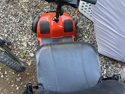 Mobility scooter
