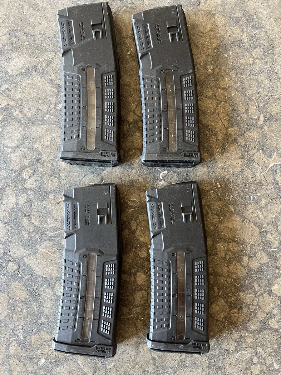 Set of 4 FAB Defense Ultimagi R30 5.56x45 30-Round Magazines with Window